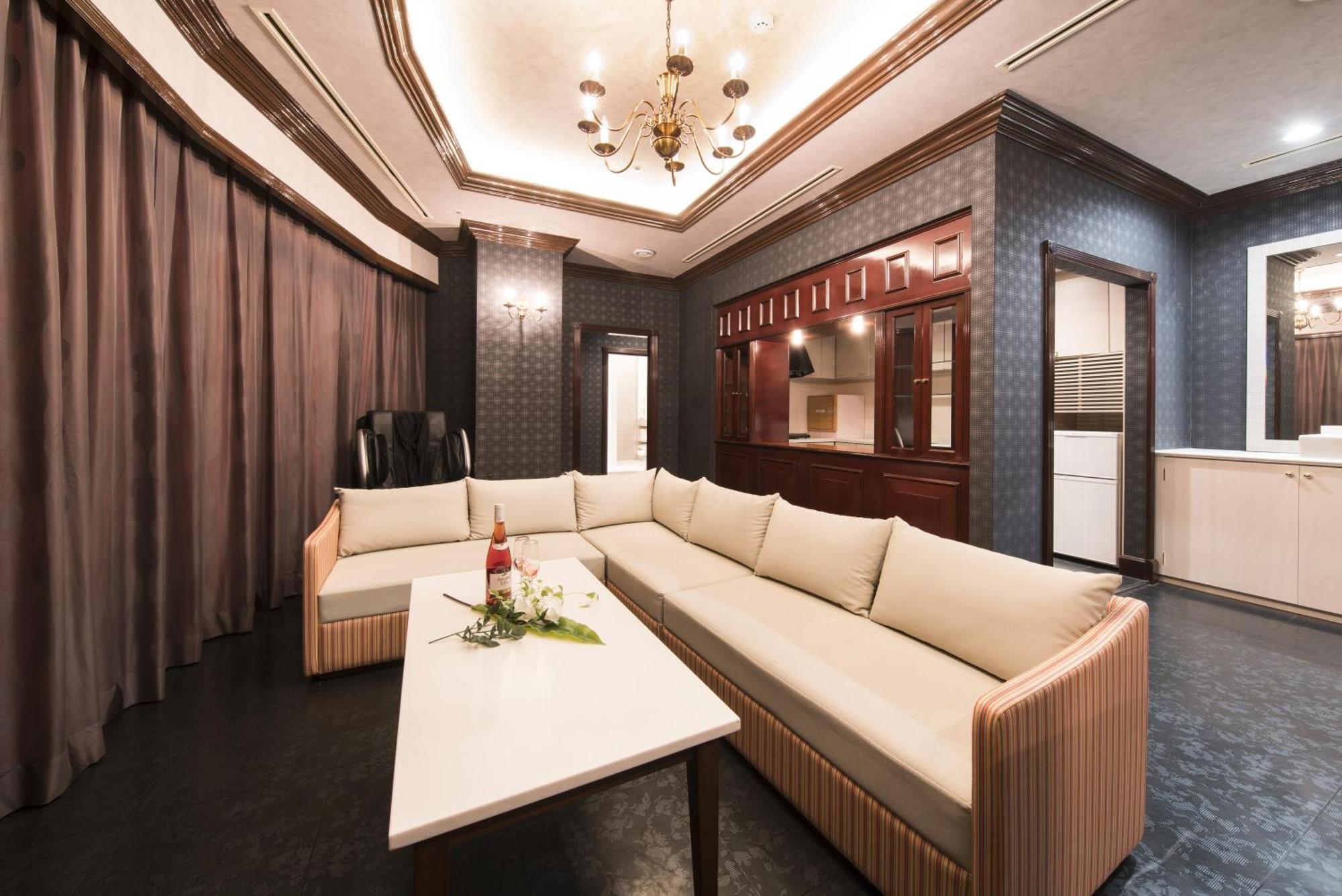 Hotel Alps (Adults Only) Osaka Ngoại thất bức ảnh