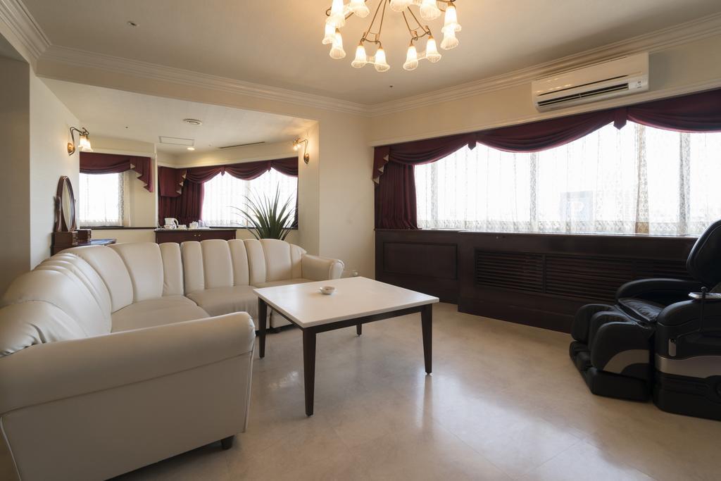 Hotel Alps (Adults Only) Osaka Ngoại thất bức ảnh