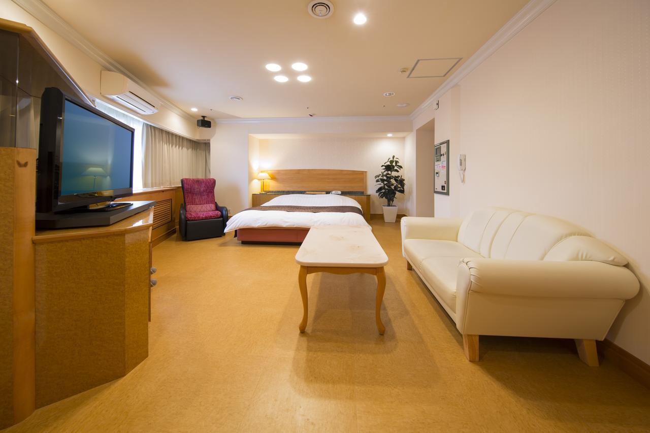 Hotel Alps (Adults Only) Osaka Ngoại thất bức ảnh