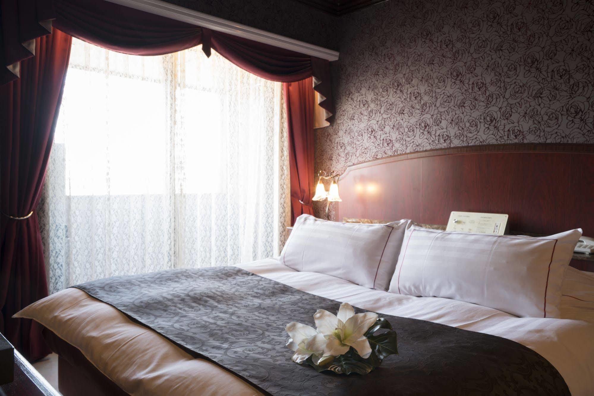 Hotel Alps (Adults Only) Osaka Ngoại thất bức ảnh